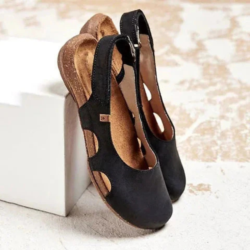 Women's Summer Suede Flat Sandals with Closed-Toe and Strap Closure