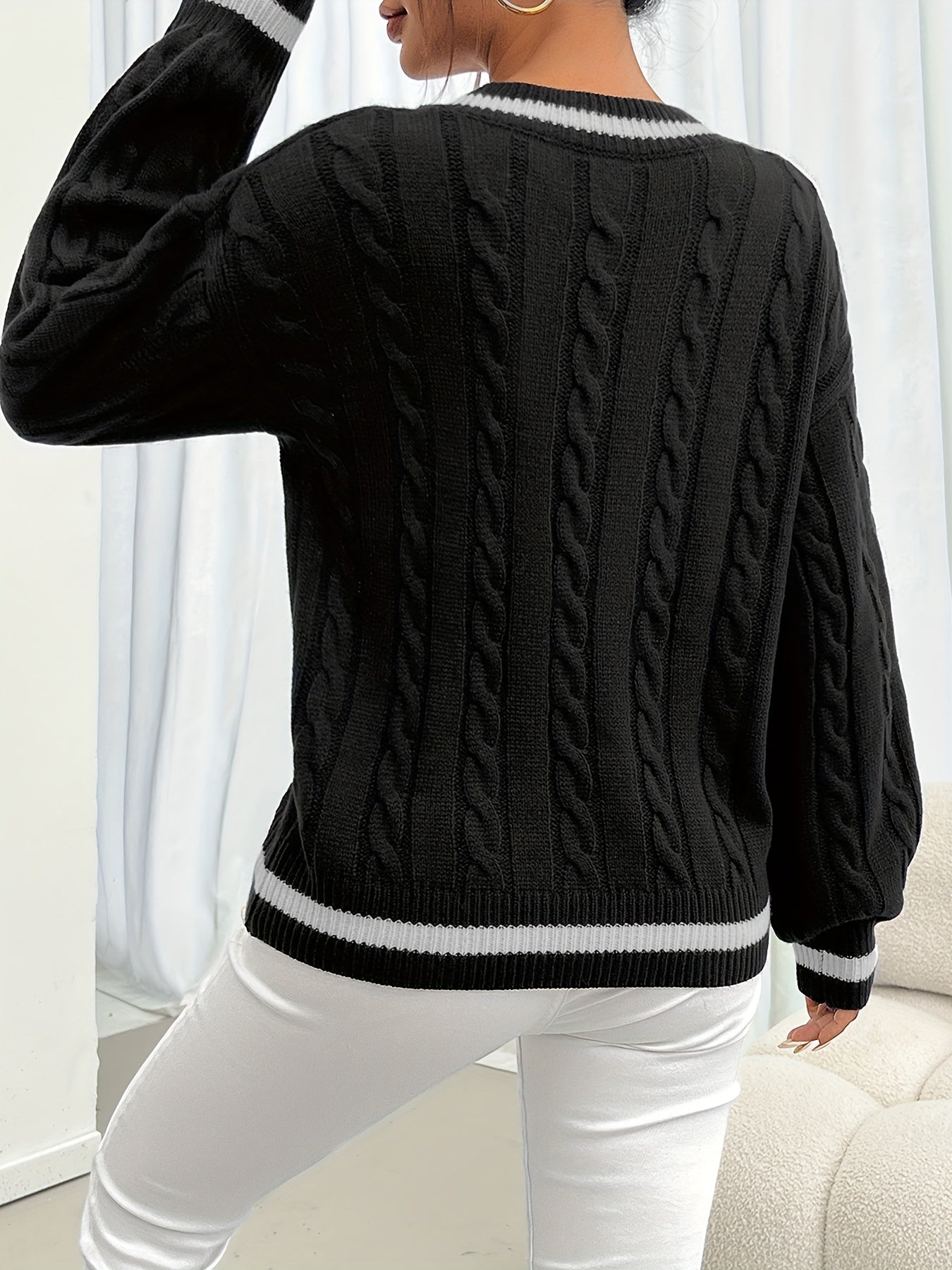 Contrast Trim Cable Knitted Sweater