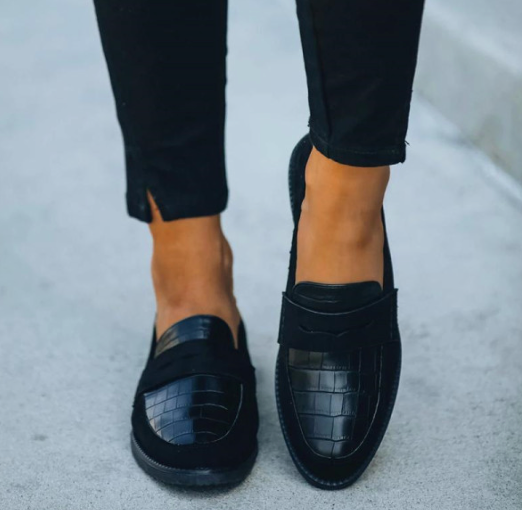 Women's Vegan Leather Loafers with Textured and Glossy Style