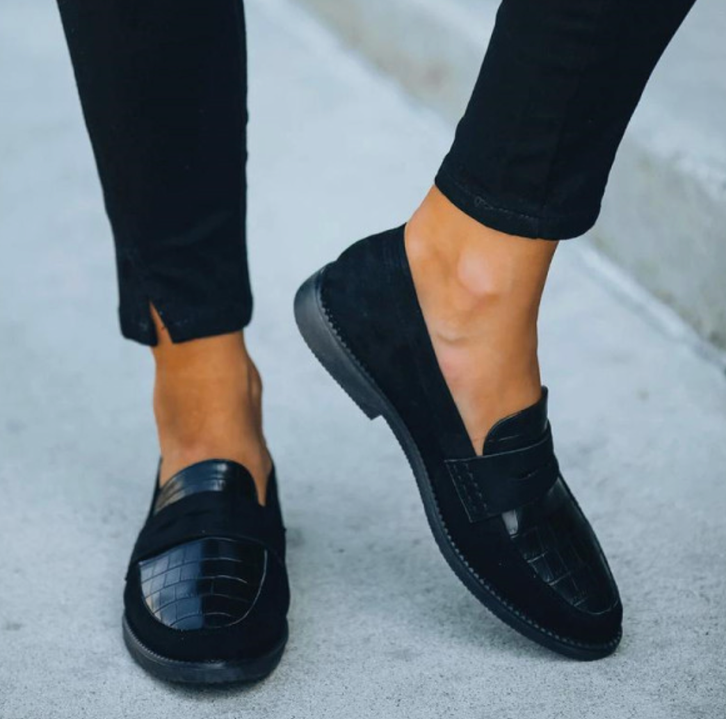 Women's Vegan Leather Loafers with Textured and Glossy Style