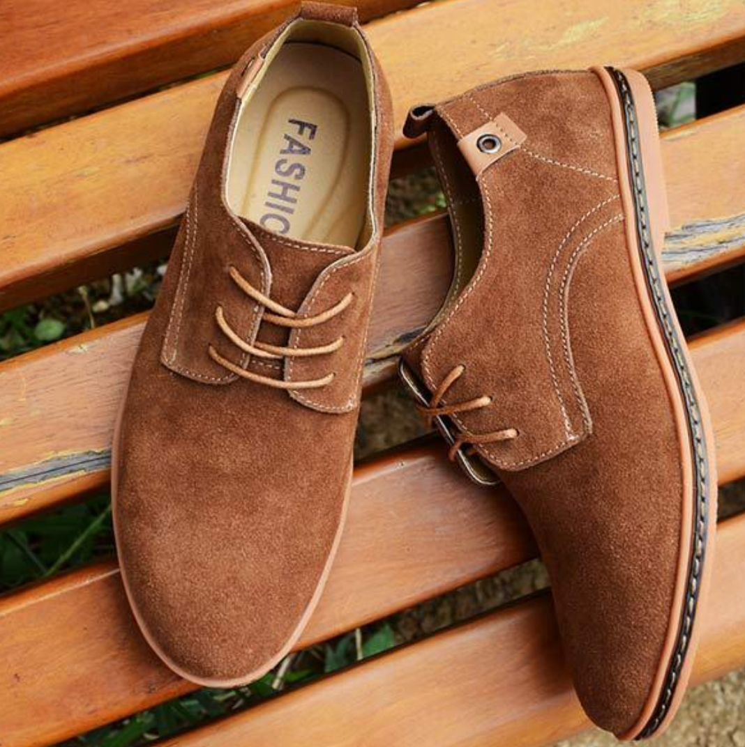 Men's Suede Oxford Shoes with Stitching and Lace-Up Style