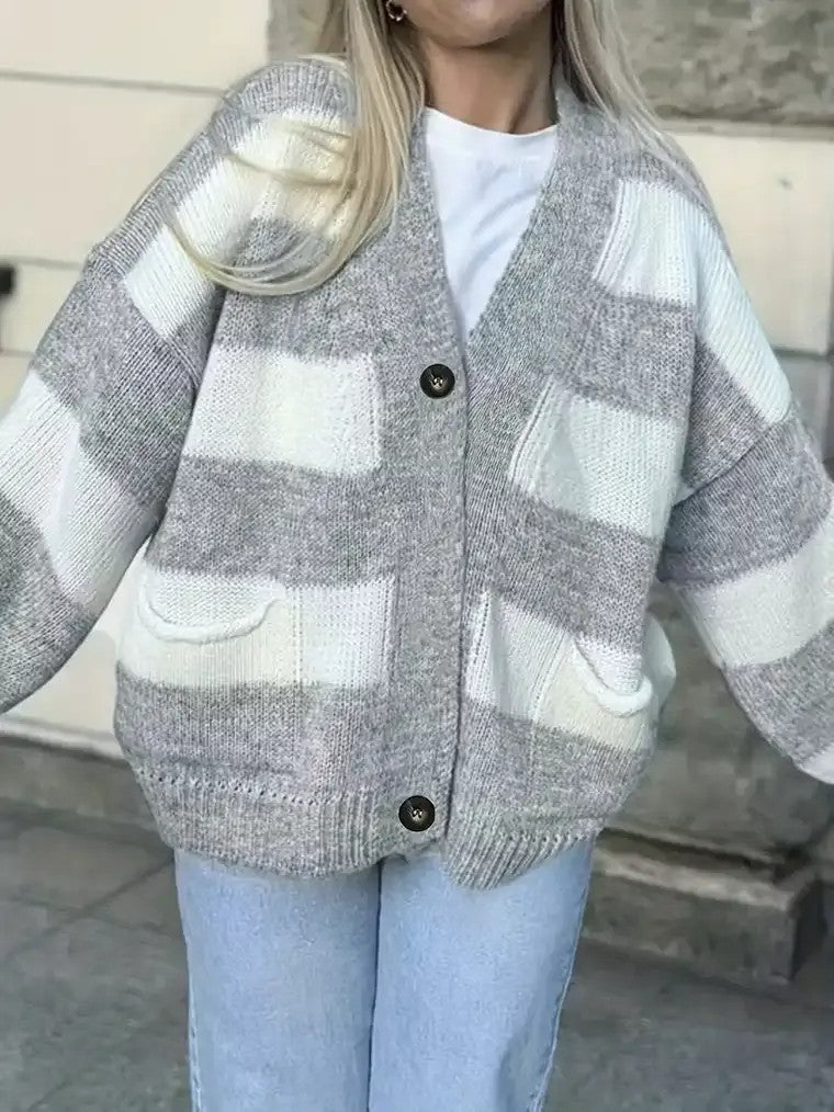 Women's V-neck Chunky Knit Cardigan with Pockets