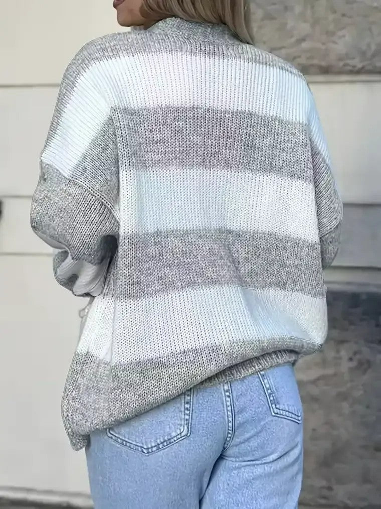 Women's V-neck Chunky Knit Cardigan with Pockets