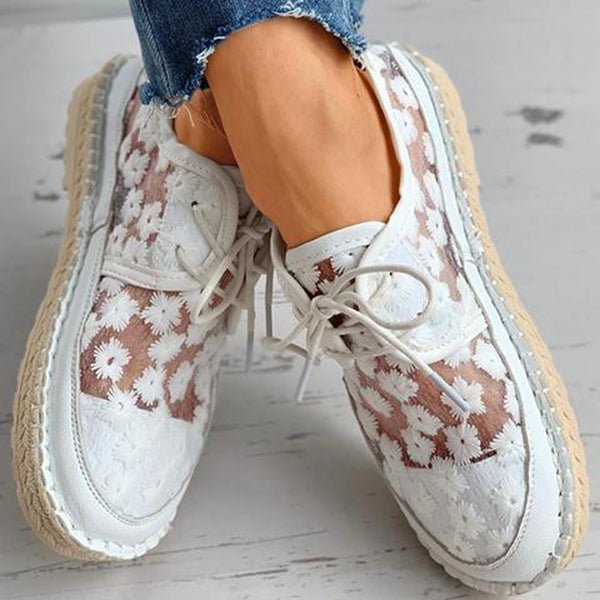 Women's Embroidered Shoes with Lace-up and Espadrille Sole