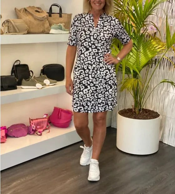 Women's Summer Mini Dress with Prints and Short Sleeves