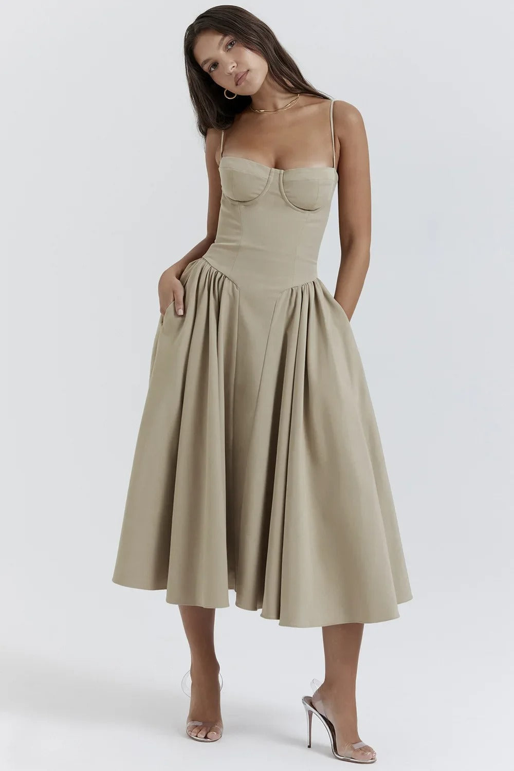 Women's Summer Midi Dress with Gathered Full Skirt and Sleeveless