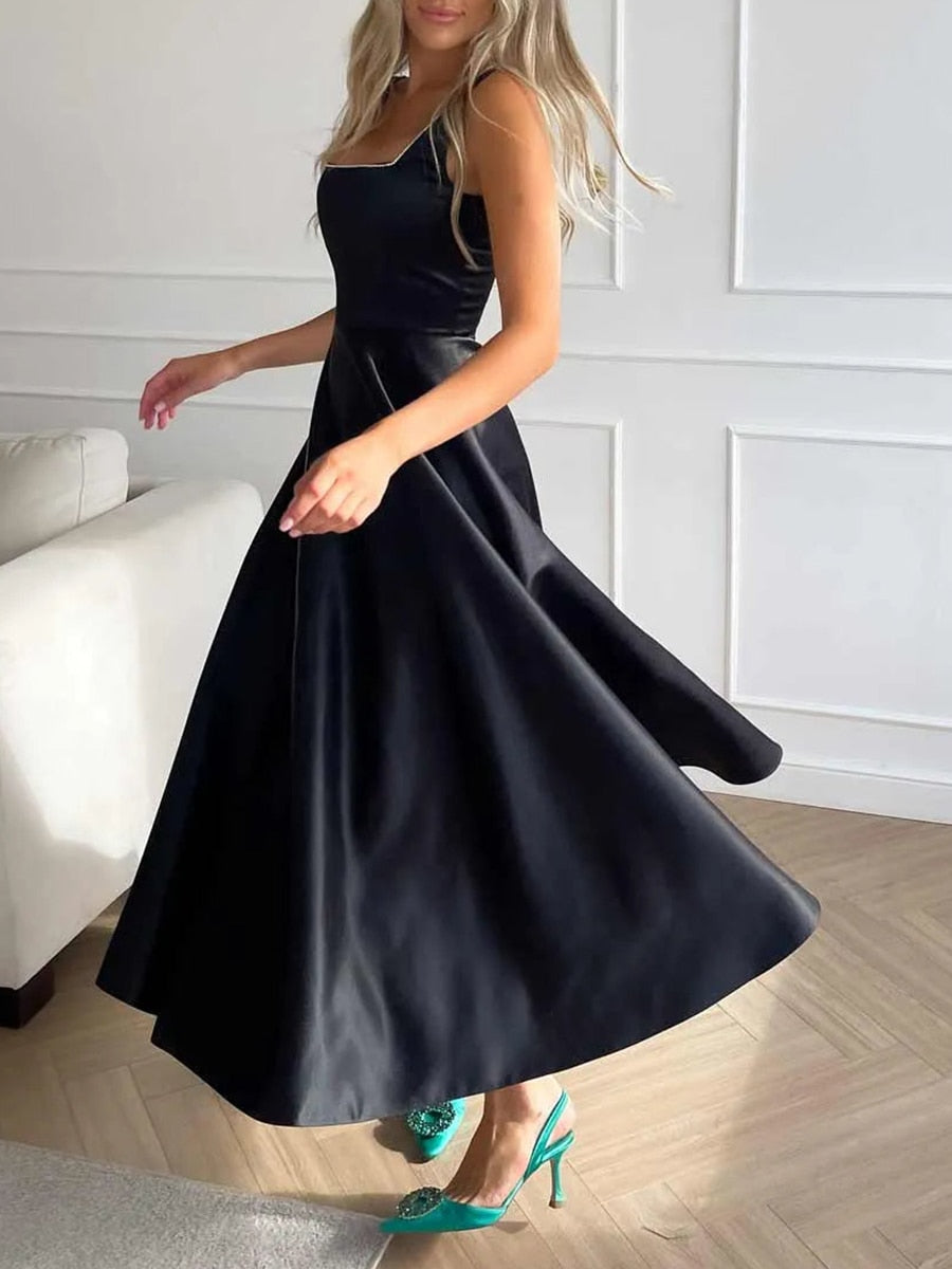 Women's Summer Cocktail Dress with Sleeveless and Squareneckline
