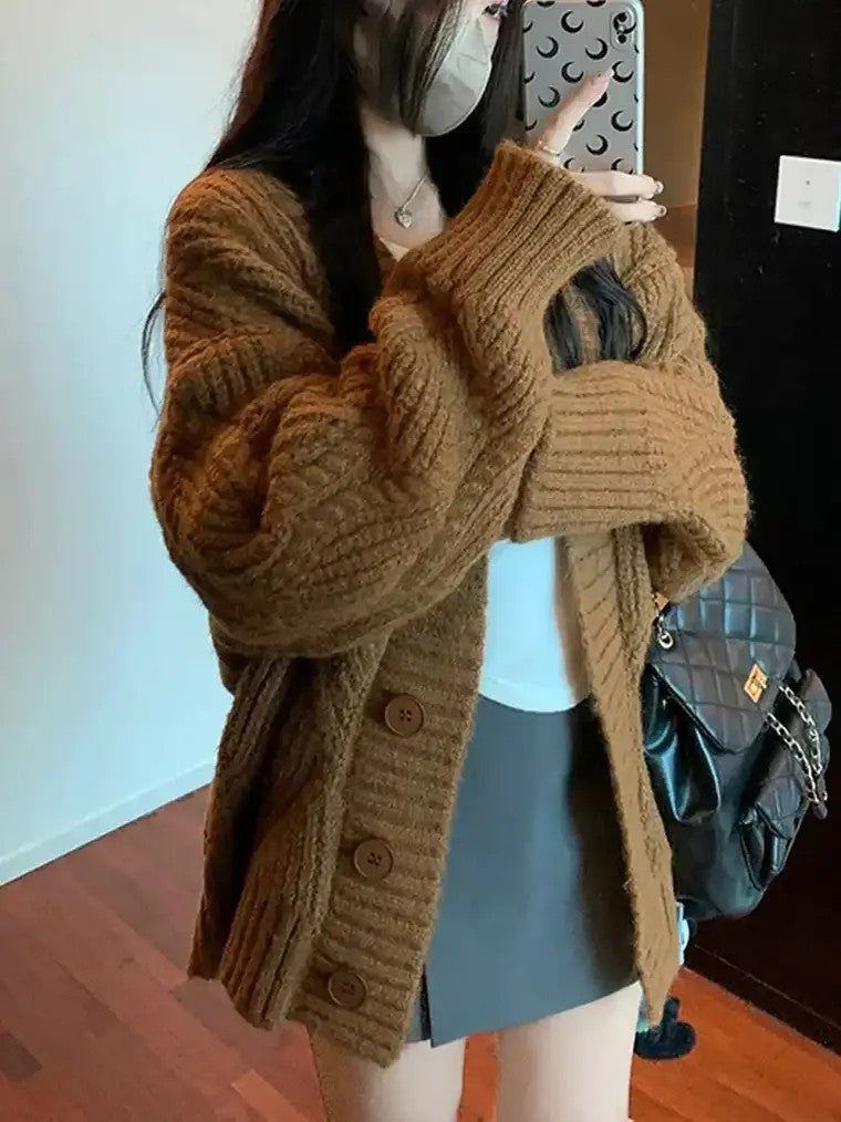 Women's V-neck Chunky Knit Cardigan